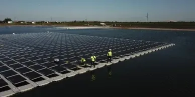 New Floating Solar Infrastructure in Florida: D3Energy Leads Construction of State’s Largest FPV