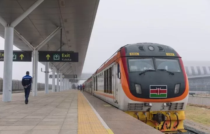 Ruto signs China deal to expand highways, extend SGR, and build Nithi Bridge